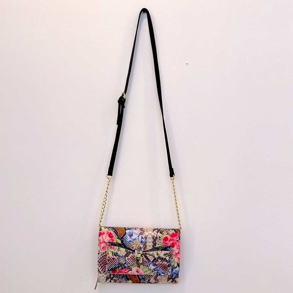 Betsy Johnson Floral Crossbody Multicolor Bag. Brand New
